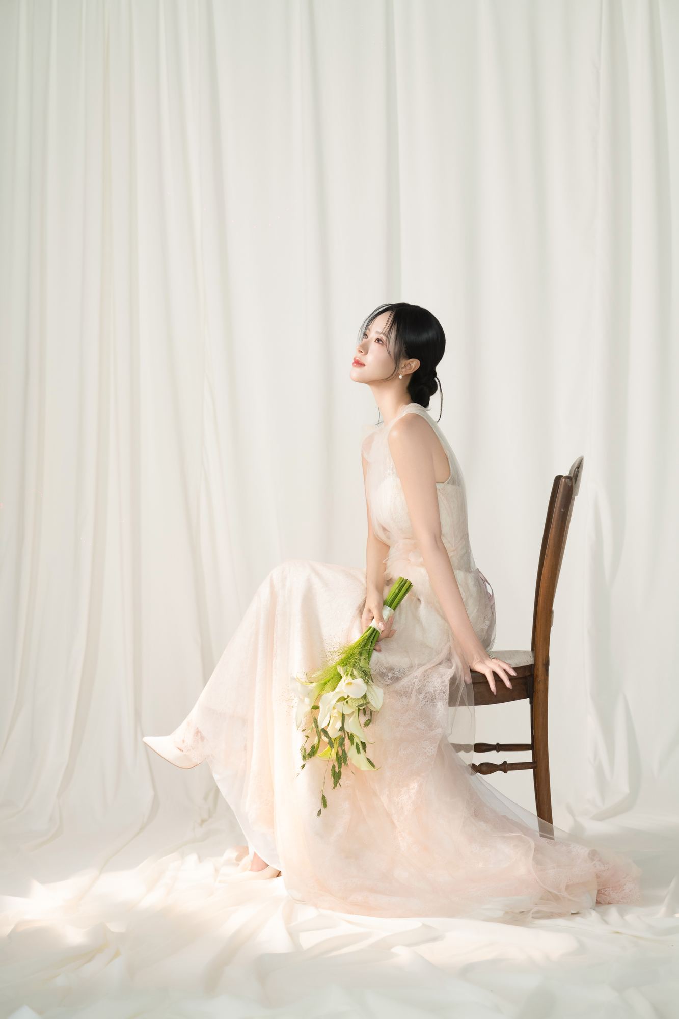 DIVINE MOMENTS 3