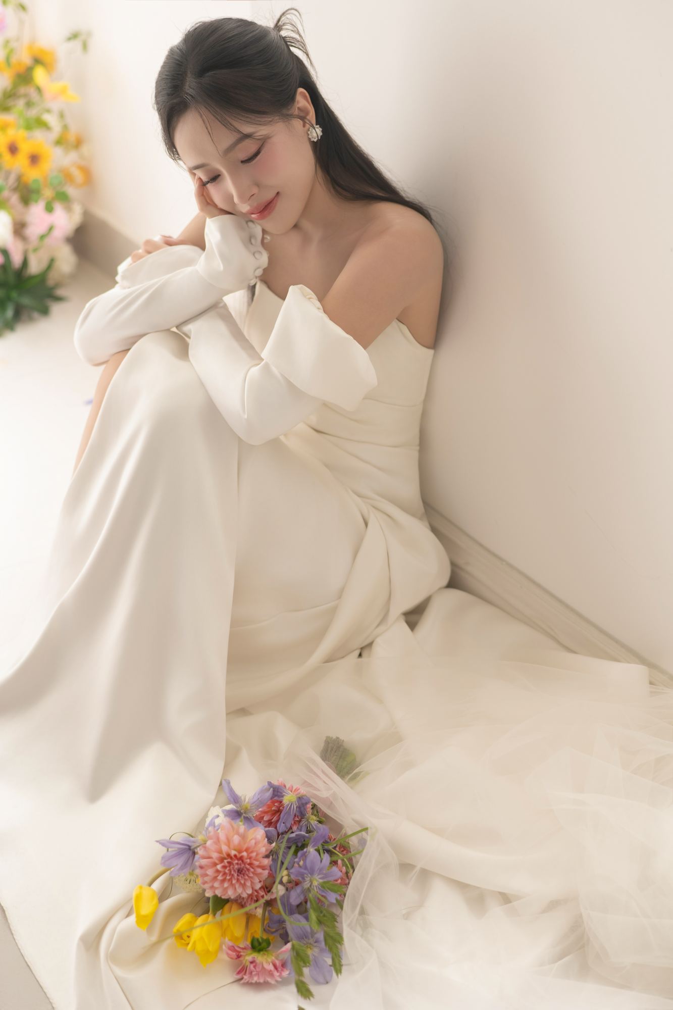 DIVINE MOMENTS 20